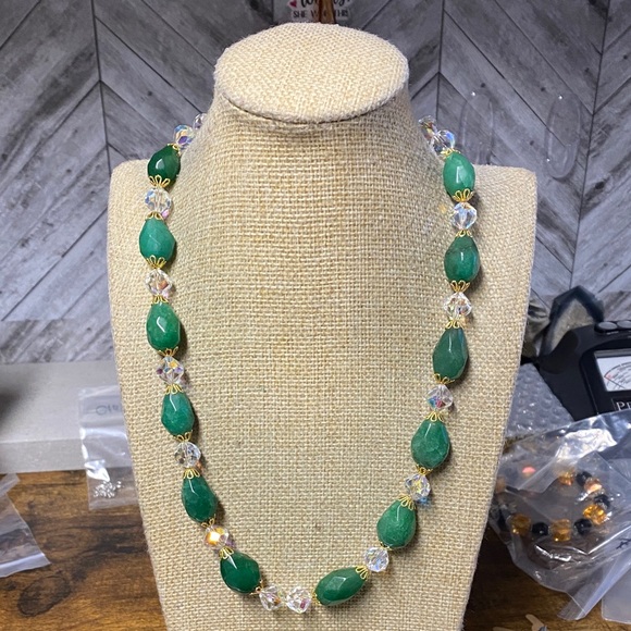 Emerald Crystal 18 in Necklace Aprilsplace - Picture 6 of 12